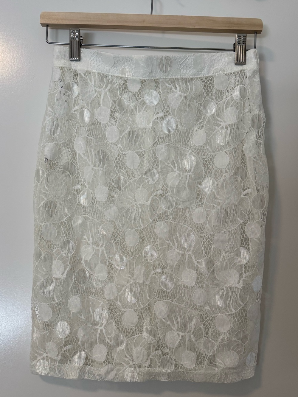 Missguided White Floral Lace Pencil Skirt Metallic Detail US 4